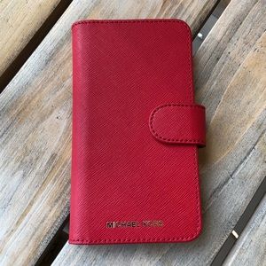 🔥🔥Must go!🔥 Michael Kors iPhone X Leather Folio